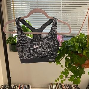Nike Pro Dri-Fit Sports Bra